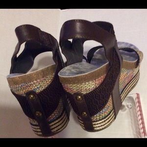 Boutique by Corkys Shoes - Boutique by Corkys Platform Wedge Sandals Size 9 Boutique by Corkys Shoes - Boutique by Corkys Platform Wedge Sandals Size 9